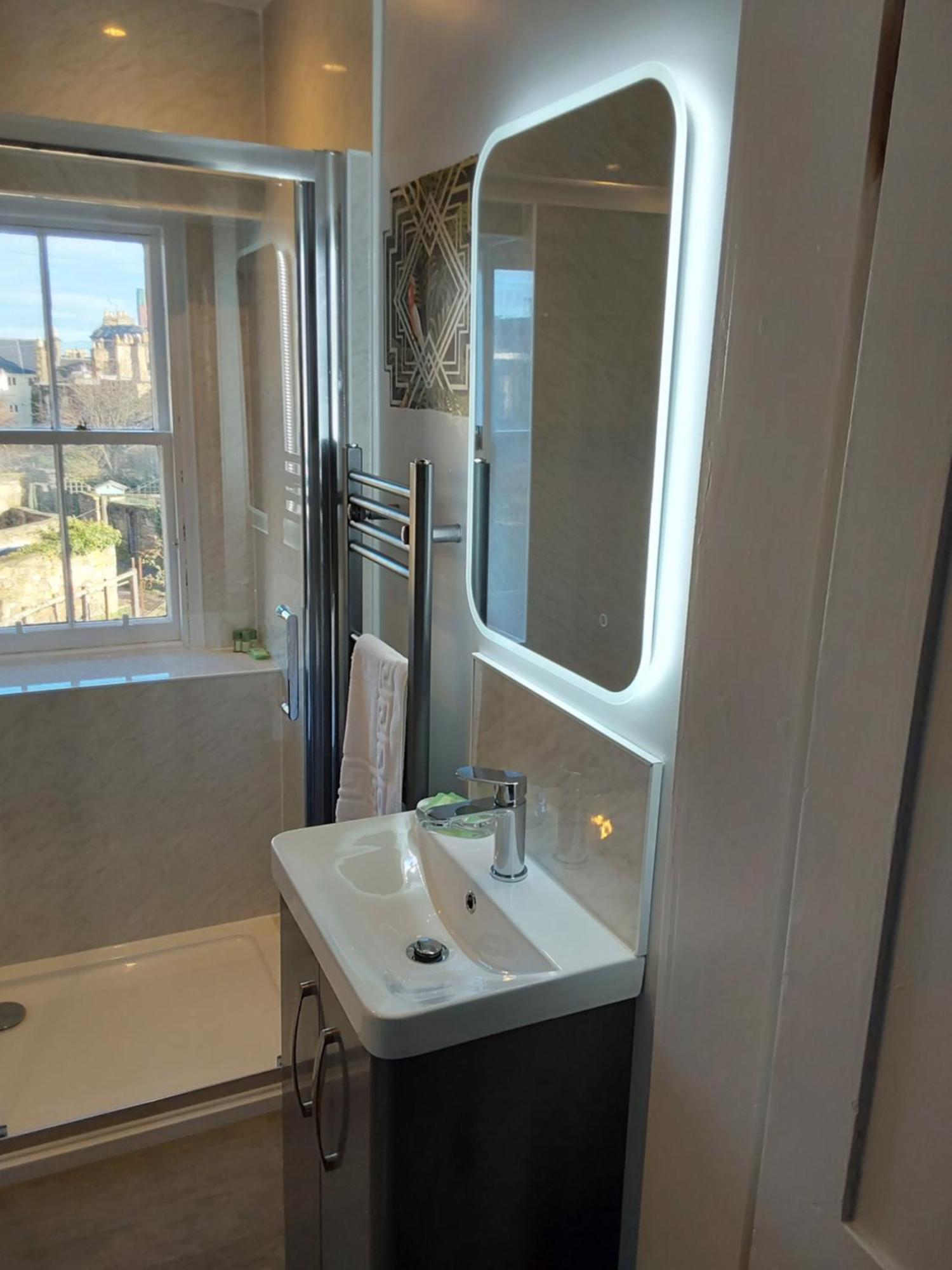 East Claremont Guest House Edinburgh Bagian luar foto